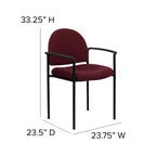 Chaise de réception latérale empilable en acier avec accoudoirs, modèle Confort
